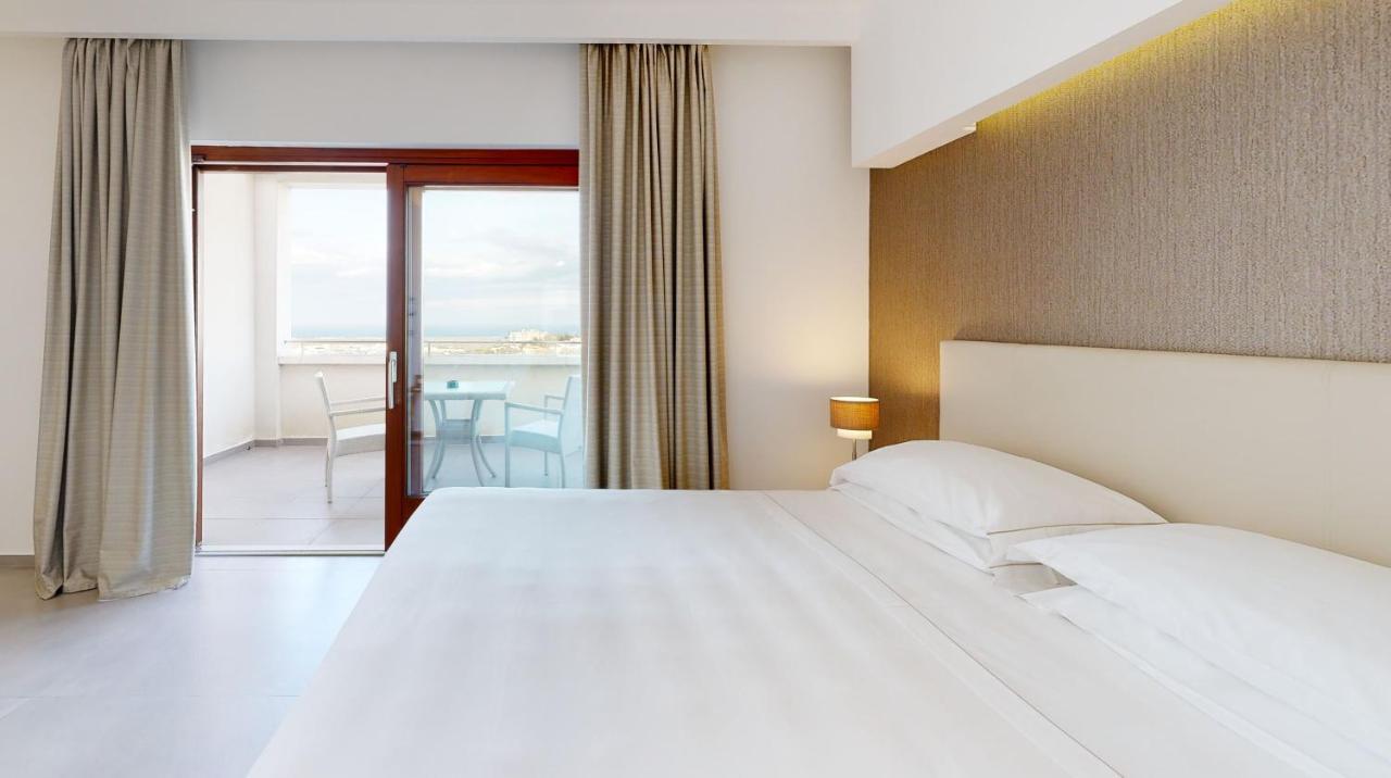 Hotel Monte Sarago ออสตูนี ภายนอก รูปภาพ